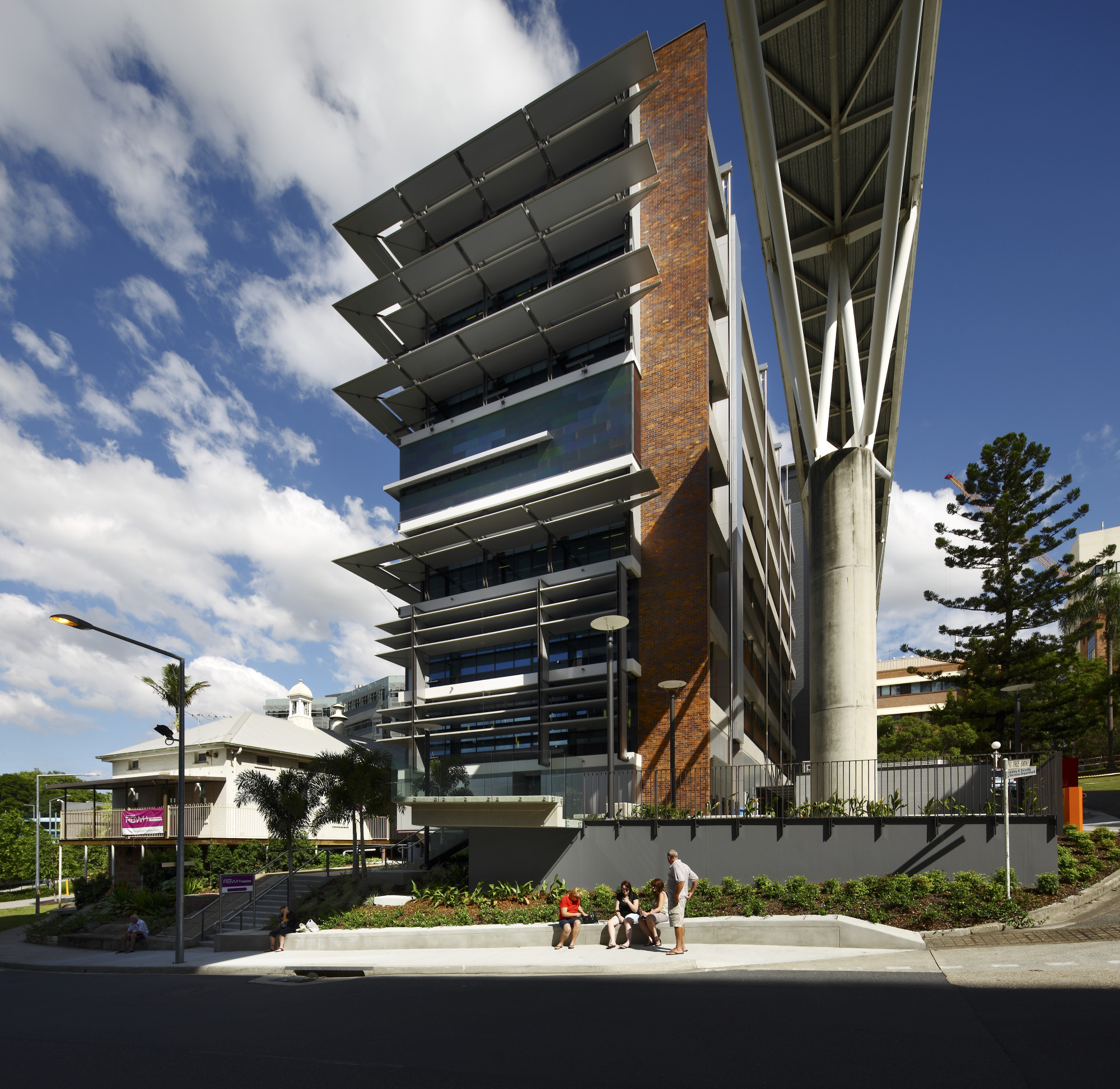 Phillips Smith Conwell — UQ Health Sciences Building – RBWH