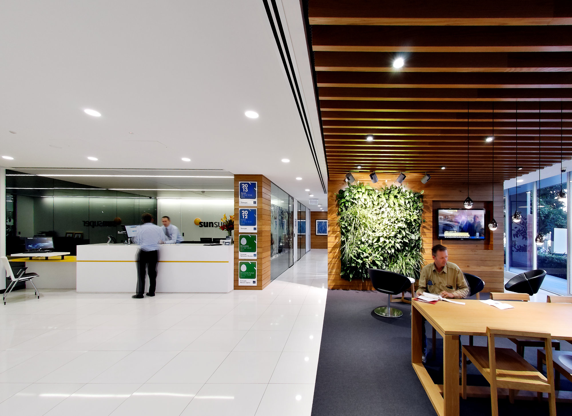 Sunsuper, Workplace Fitout, Office Fitout, Brisbane interior design, queensland interior design, brisbane architect, queensland architecture, office design, green office design, green star